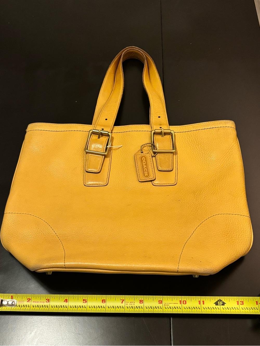 Coach - Yellow Leather